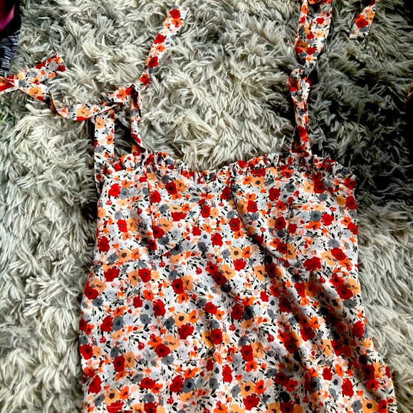 SHEIN TOP♥️ - Picture 1 of 2